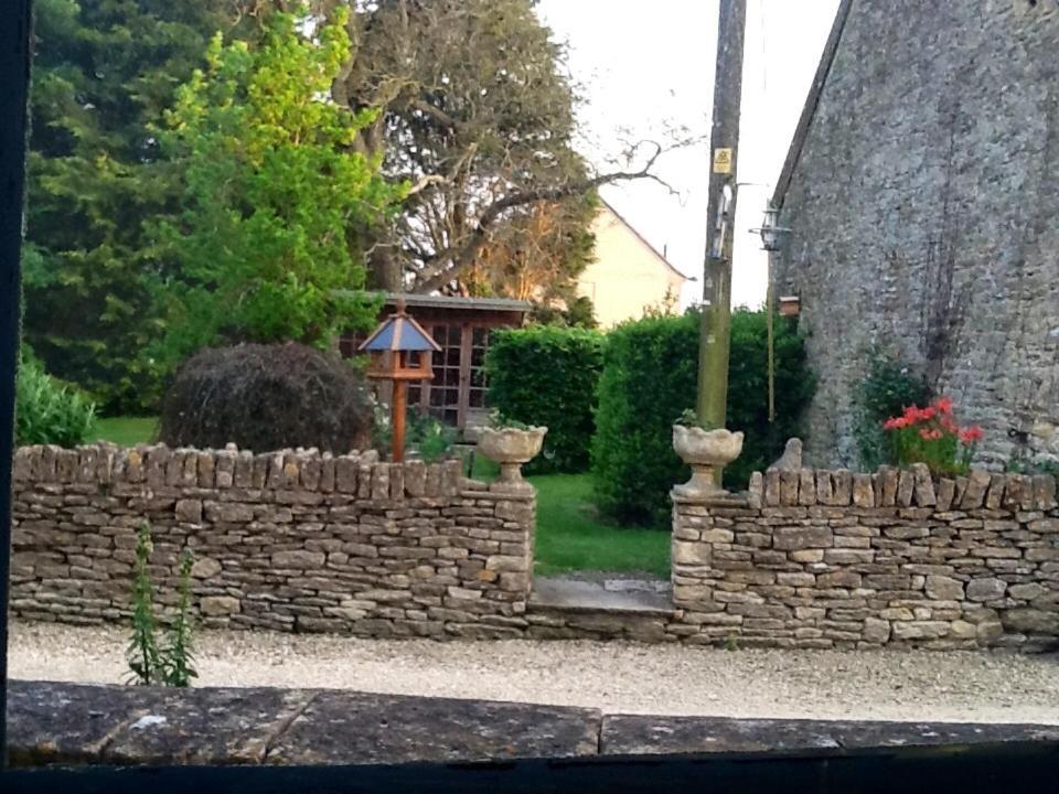 The Manor Farm Alderton Villa ชิปเพแนม ภายนอก รูปภาพ