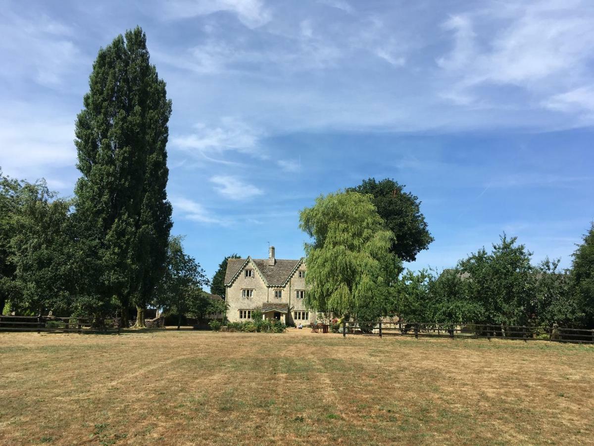 The Manor Farm Alderton Villa ชิปเพแนม ภายนอก รูปภาพ