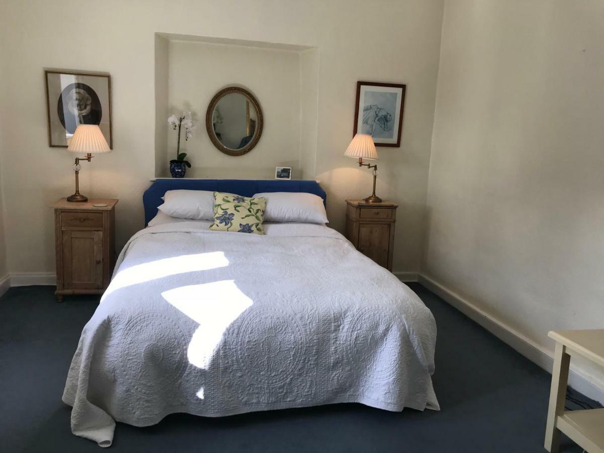 The Manor Farm Alderton Villa ชิปเพแนม ภายนอก รูปภาพ